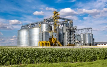 modern-granary-elevator-silver-silos-agroprocessing-manufacturing-plant-processing-drying-cleaning-storage-agricultural-products-flour-cereals-grain modern-granary-elevator-silver-silos-agroprocessing-manufacturing-plant-processing-drying-cleaning-storage-agricultural-products-flour-cereals-grain